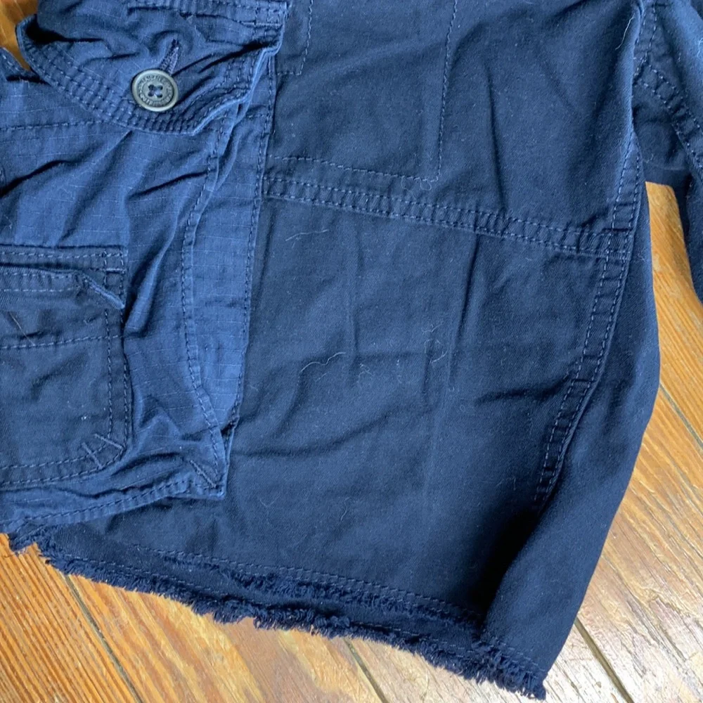 AEO Cargo Shorts - Picture 2 of 5